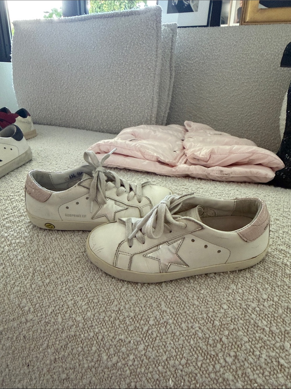 Golden Goose White Low-Top Sneakers with Pink Heel and Star